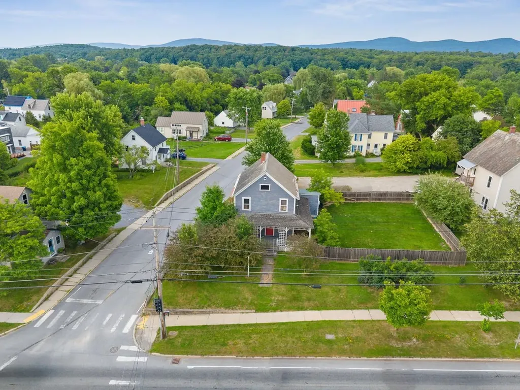 89 Court Street Middlebury VT 05753