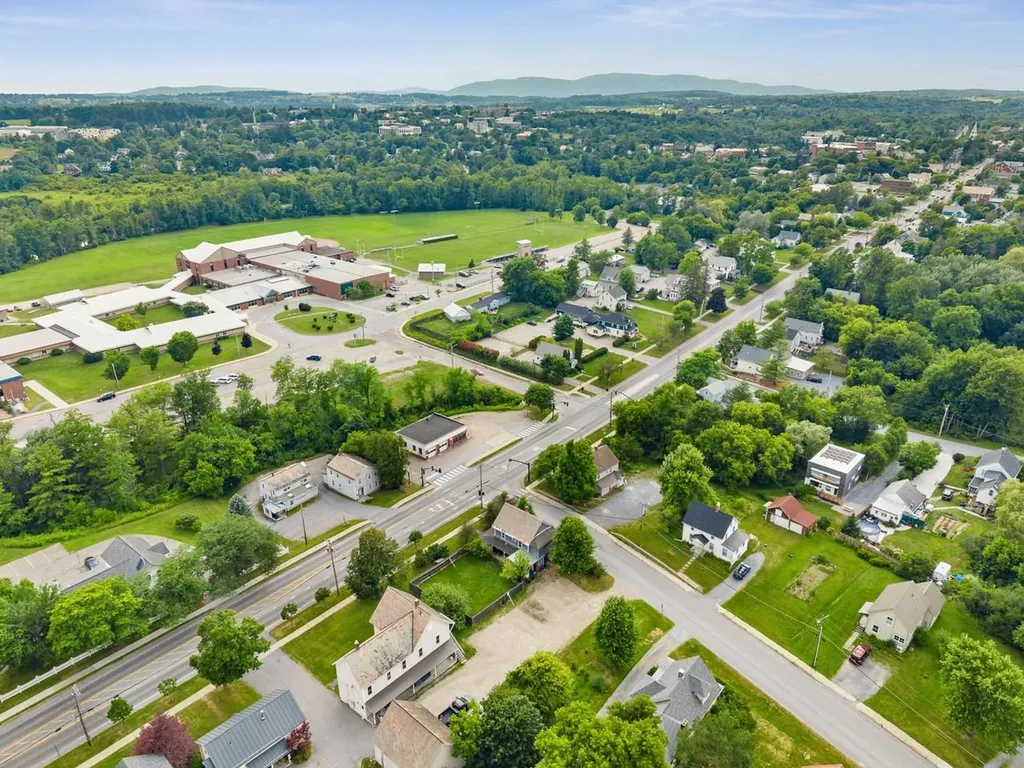 89 Court Street Middlebury VT 05753