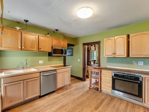 89 Court Street Middlebury VT 05753