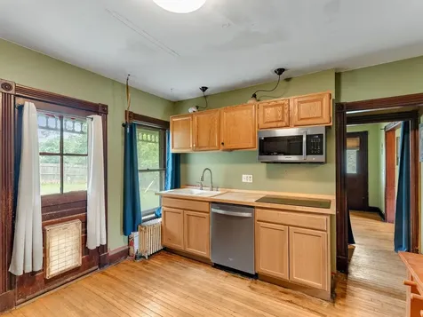 89 Court Street Middlebury VT 05753