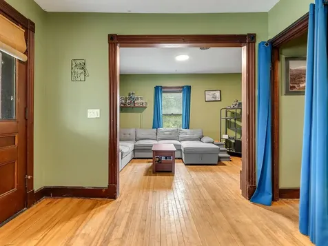 89 Court Street Middlebury VT 05753