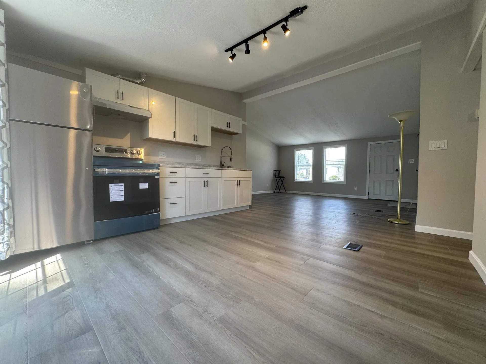 301 Sherwood Glen Somersworth NH 03878