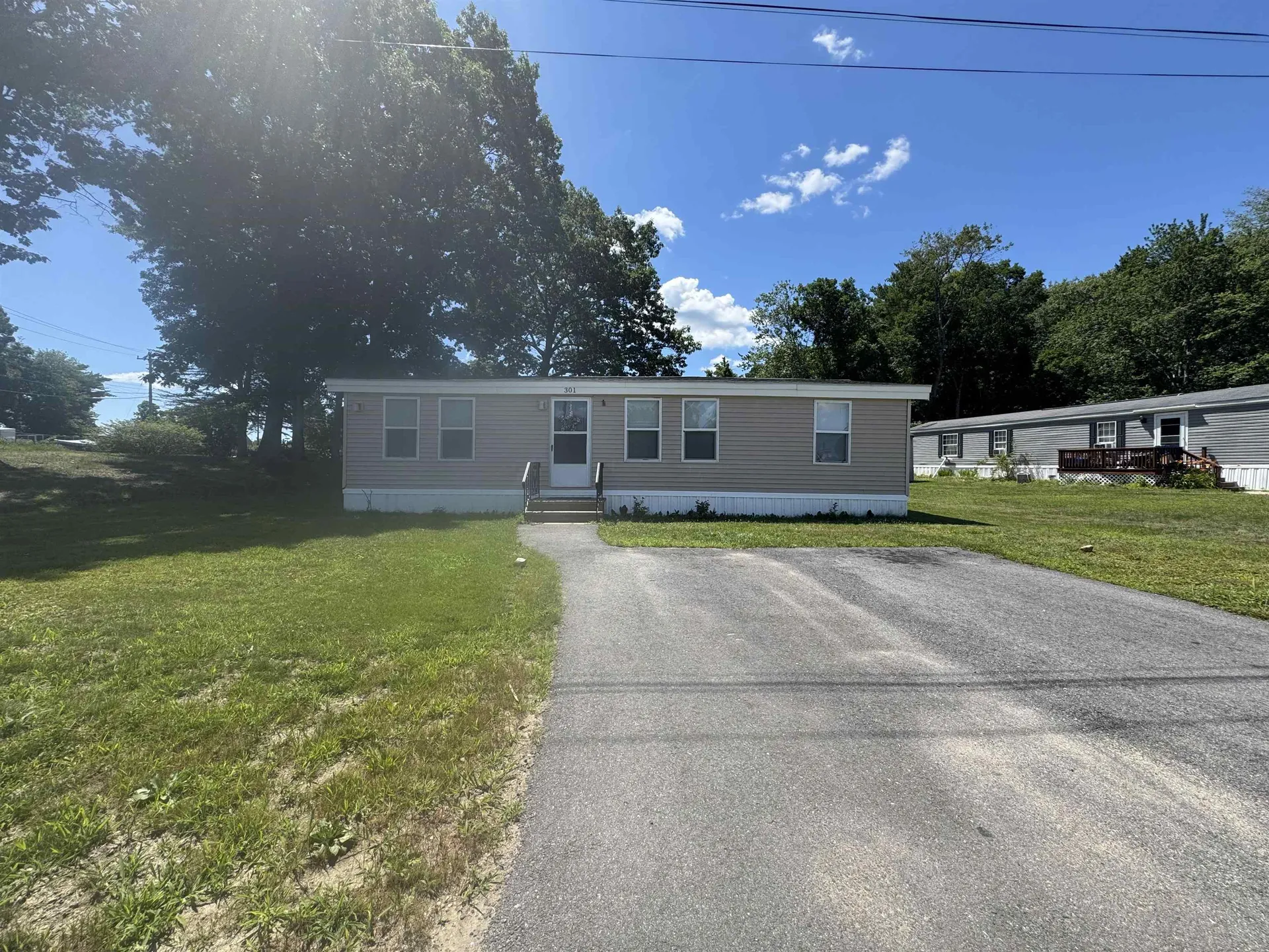 301 Sherwood Glen Somersworth NH 03878