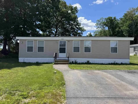 301 Sherwood Glen Somersworth NH 03878