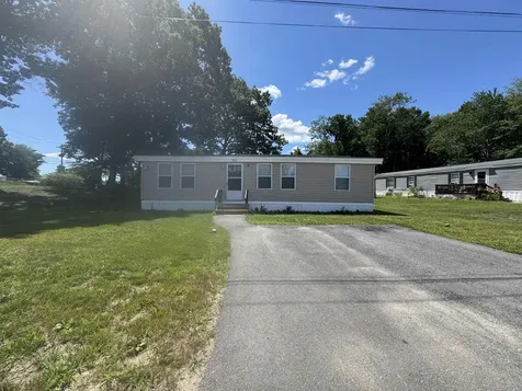 301 Sherwood Glen Somersworth NH 03878