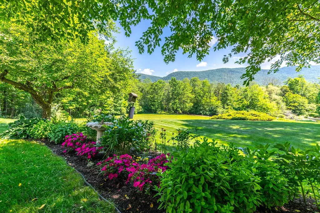 866 East Manchester Road Manchester VT 05255