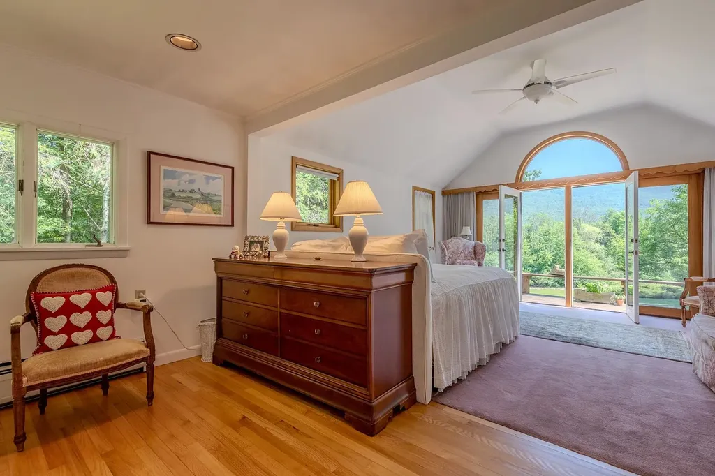 866 East Manchester Road Manchester VT 05255