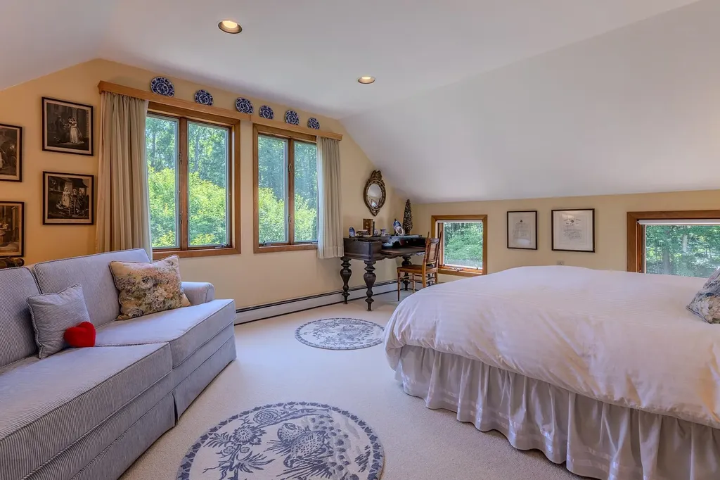 866 East Manchester Road Manchester VT 05255