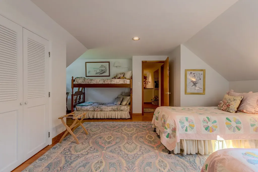 866 East Manchester Road Manchester VT 05255