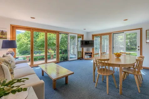 866 East Manchester Road Manchester VT 05255
