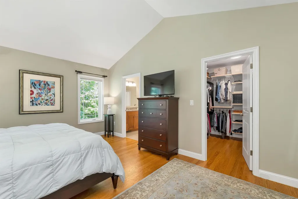 39 Gordon Mountain Road Windham NH 03087
