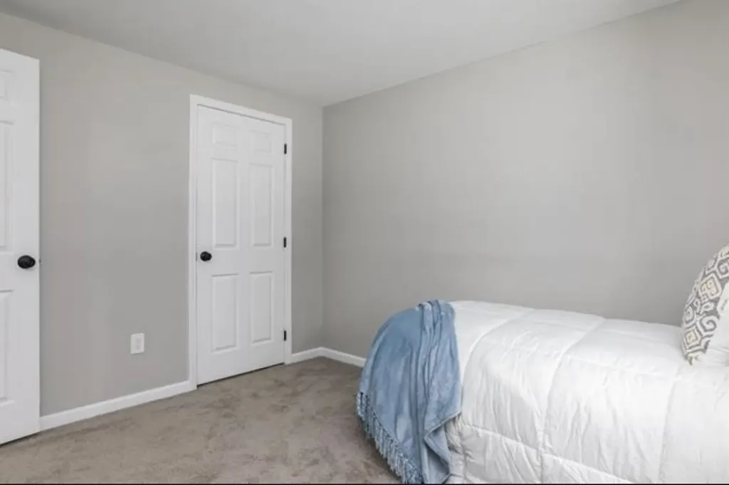 22 Essex Green Court Merrimack NH 03054