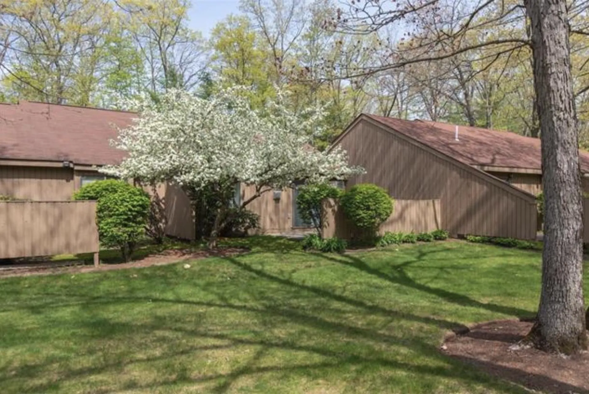 22 Essex Green Court Merrimack NH 03054