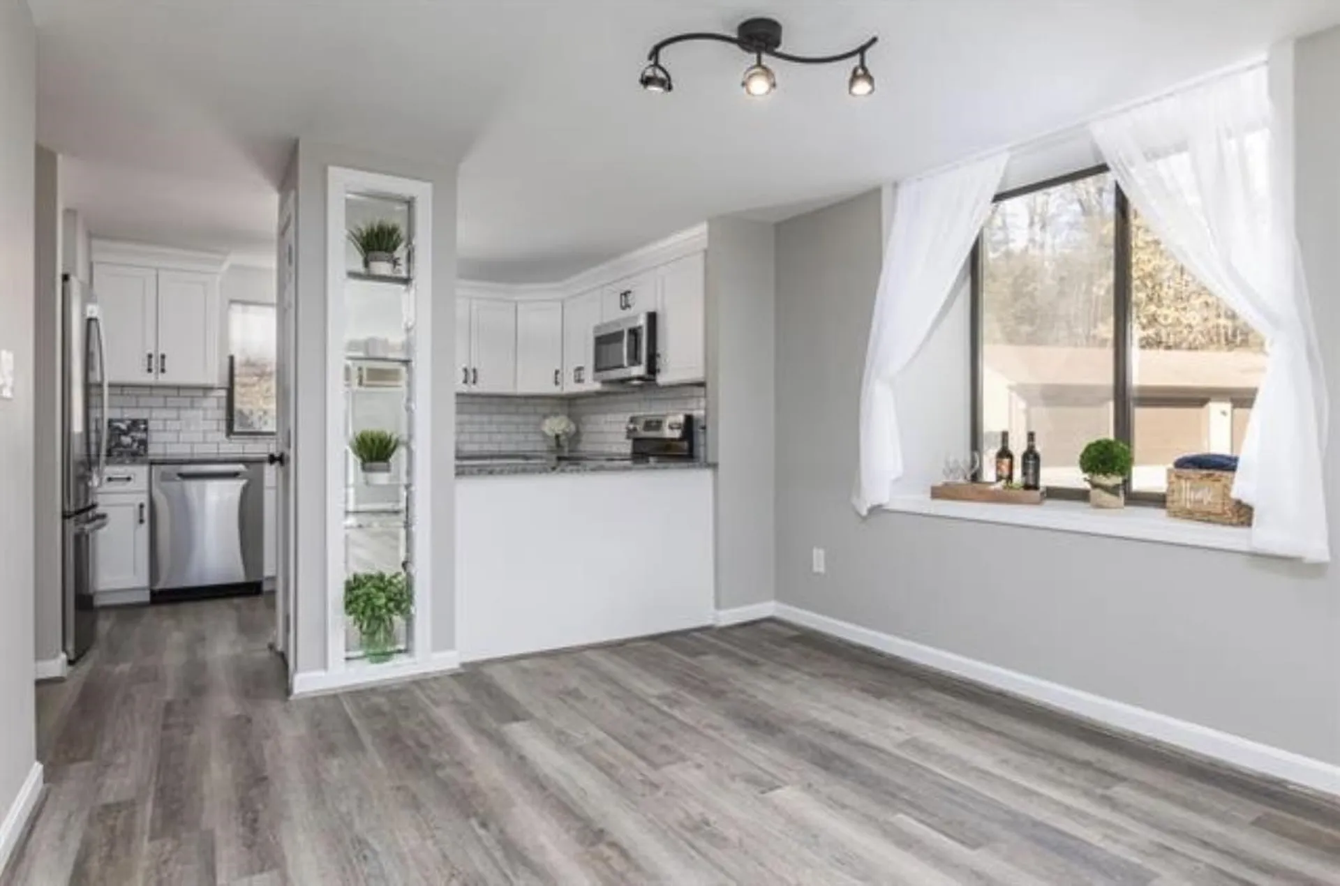 22 Essex Green Court Merrimack NH 03054