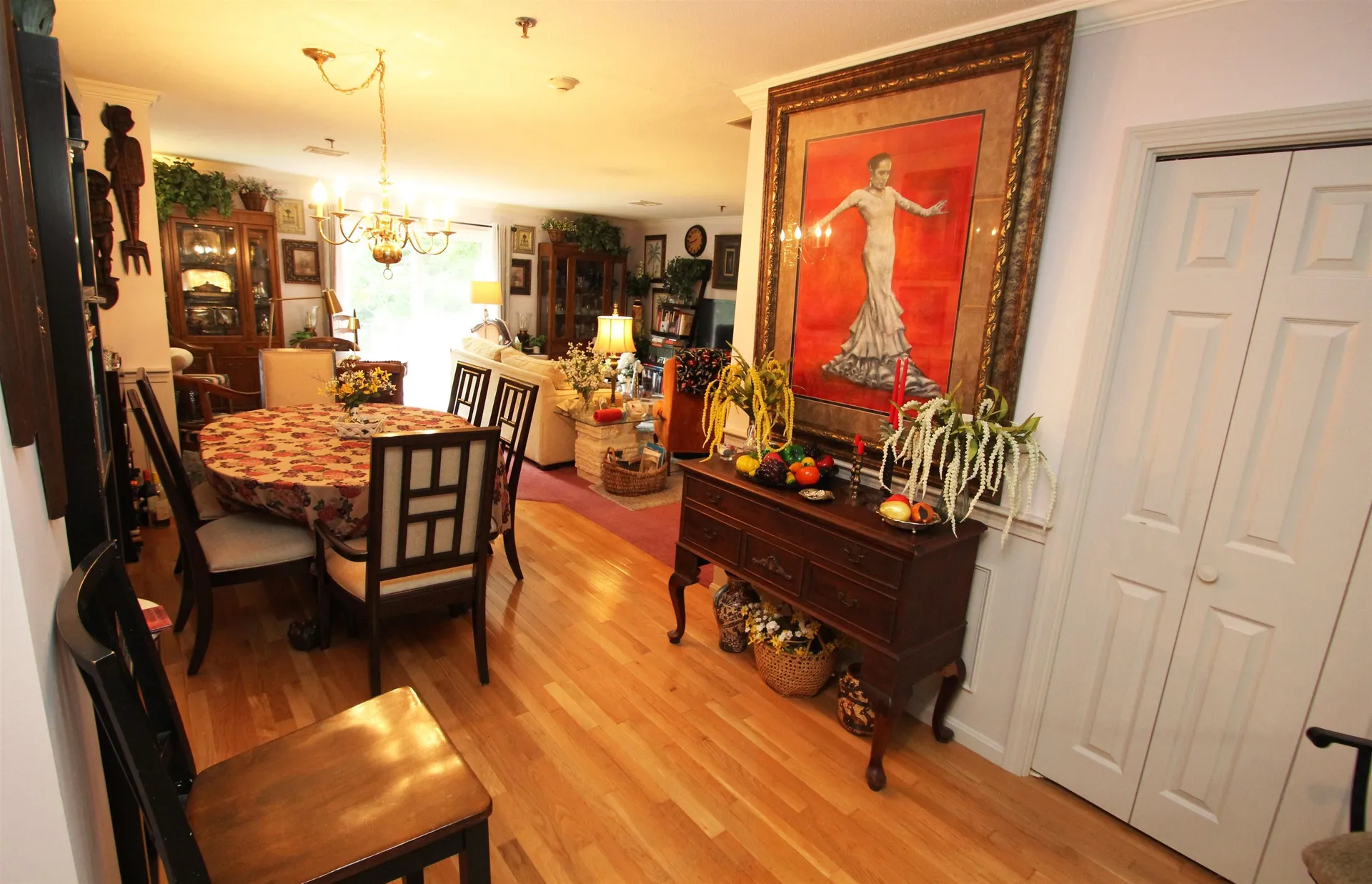 13 Dallas Drive Dracut MA 01826