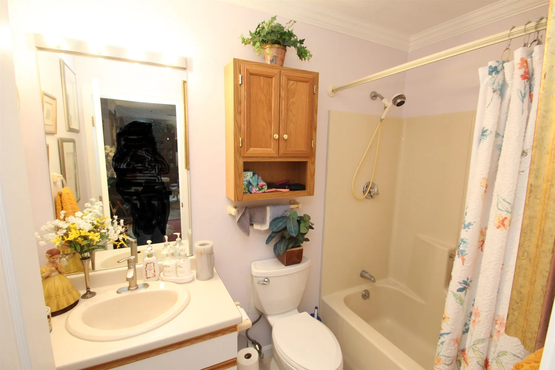 13 Dallas Drive Dracut MA 01826