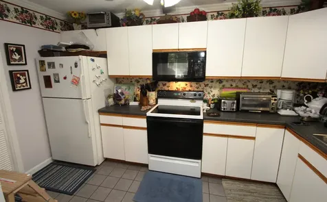 13 Dallas Drive Dracut MA 01826