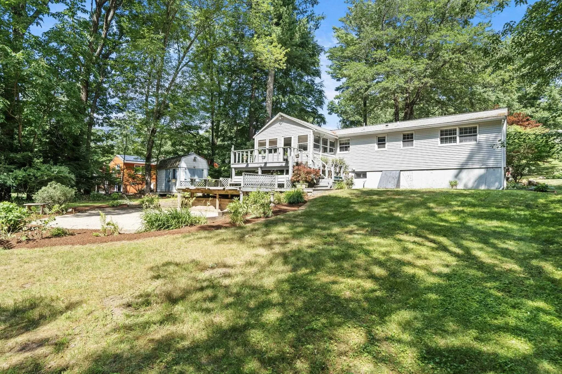 135 Musquash Road Hudson NH 03051