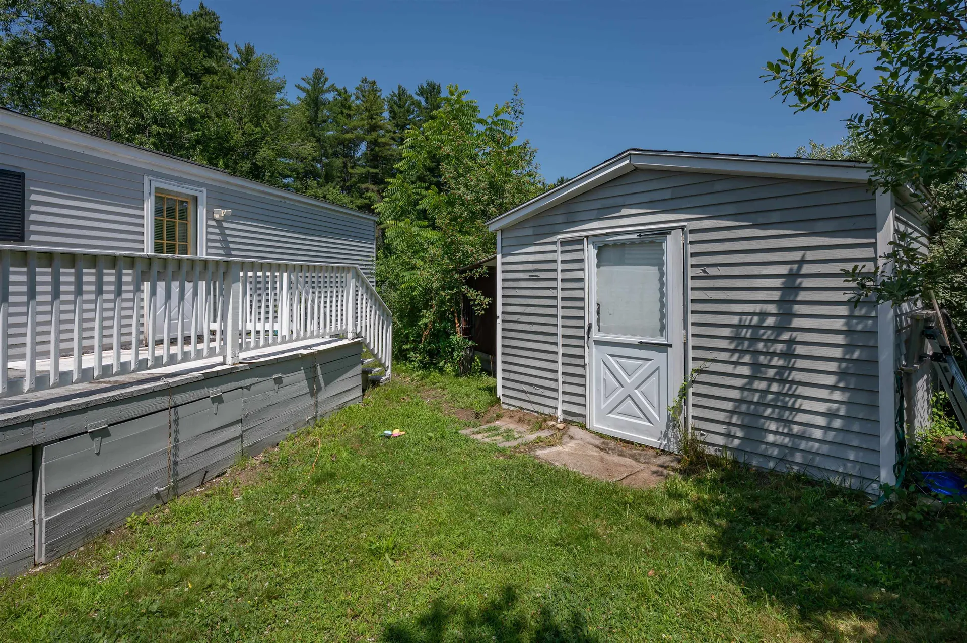 6 Embassy Avenue Hooksett NH 03106