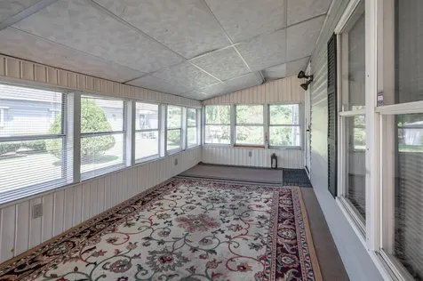 6 Embassy Avenue Hooksett NH 03106