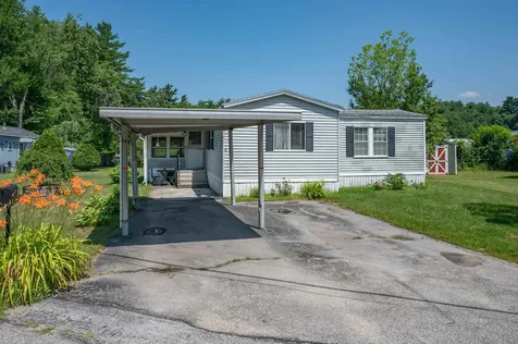 6 Embassy Avenue Hooksett NH 03106