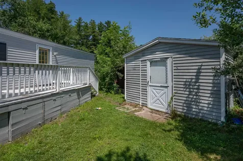 6 Embassy Avenue Hooksett NH 03106
