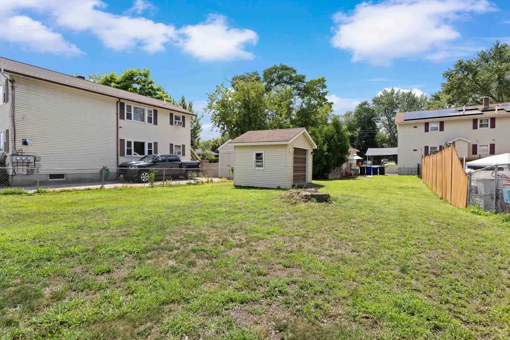 357 Gray Street Manchester NH 03103