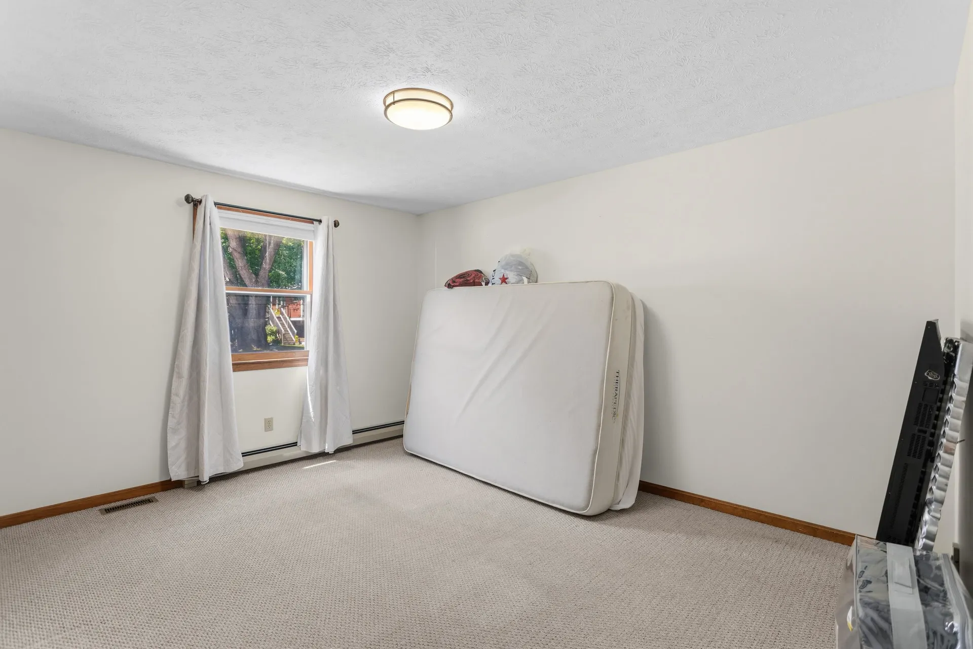 357 Gray Street Manchester NH 03103