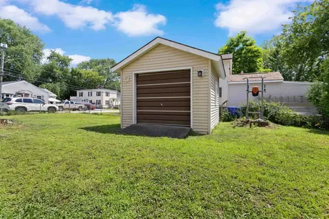 357 Gray Street Manchester NH 03103