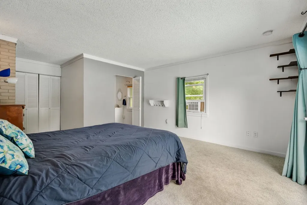 57 Don Mar Terrace Colchester VT 05446
