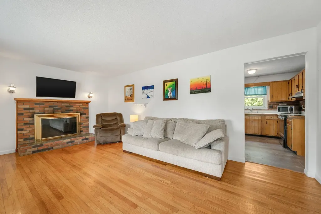 57 Don Mar Terrace Colchester VT 05446