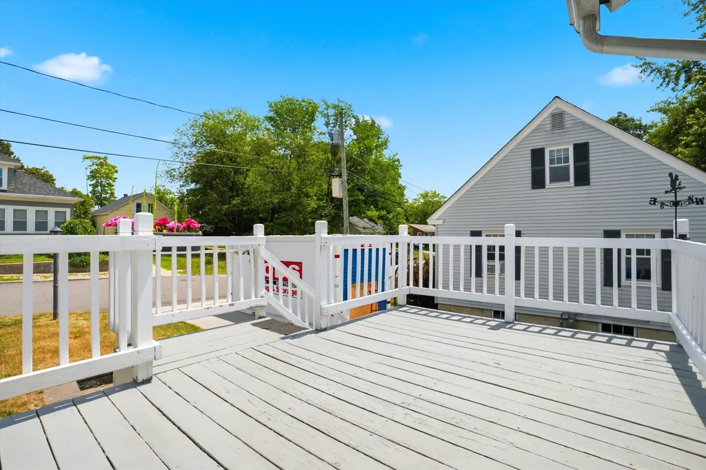 176 Portsmouth Avenue Manchester NH 03109