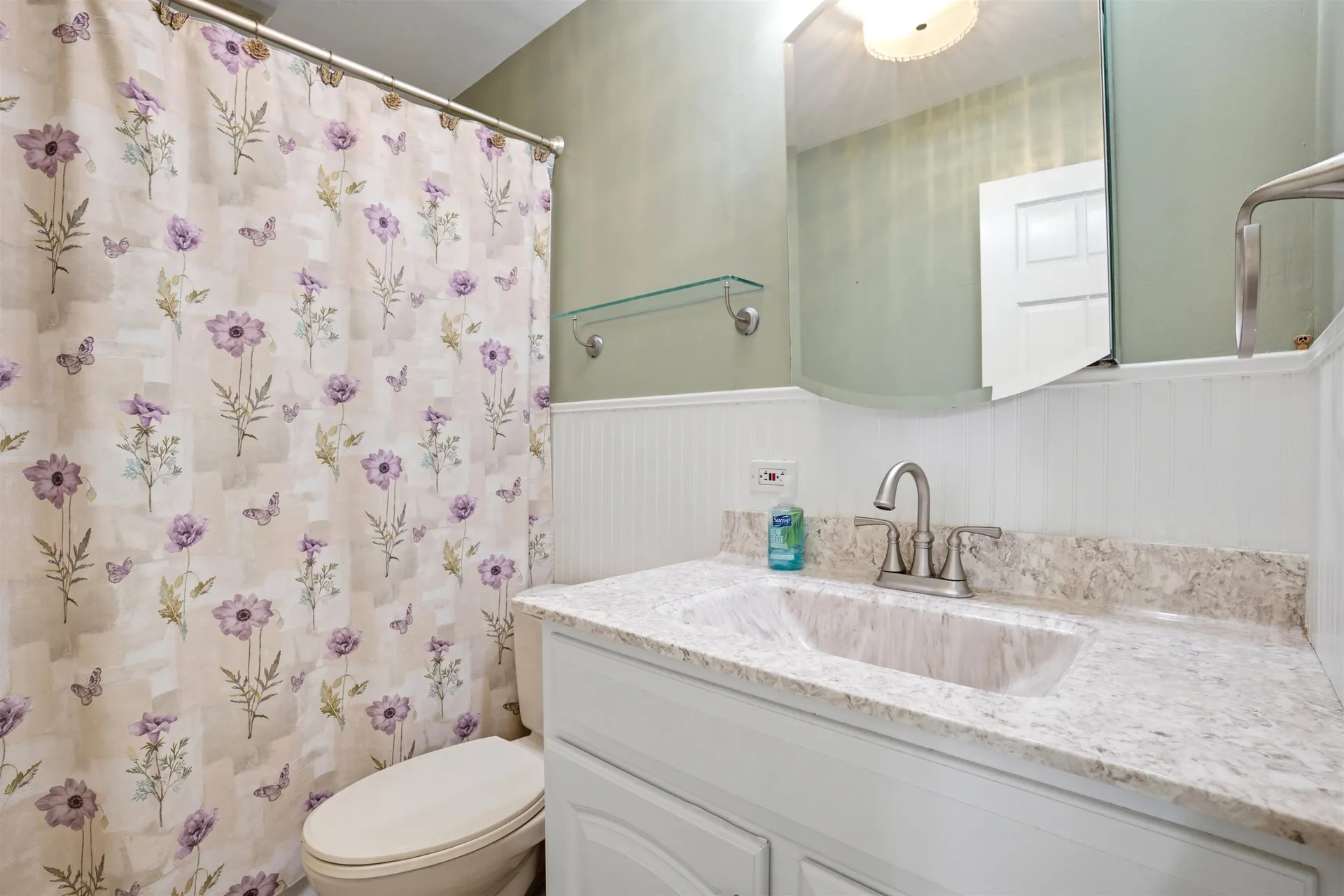 176 Portsmouth Avenue Manchester NH 03109