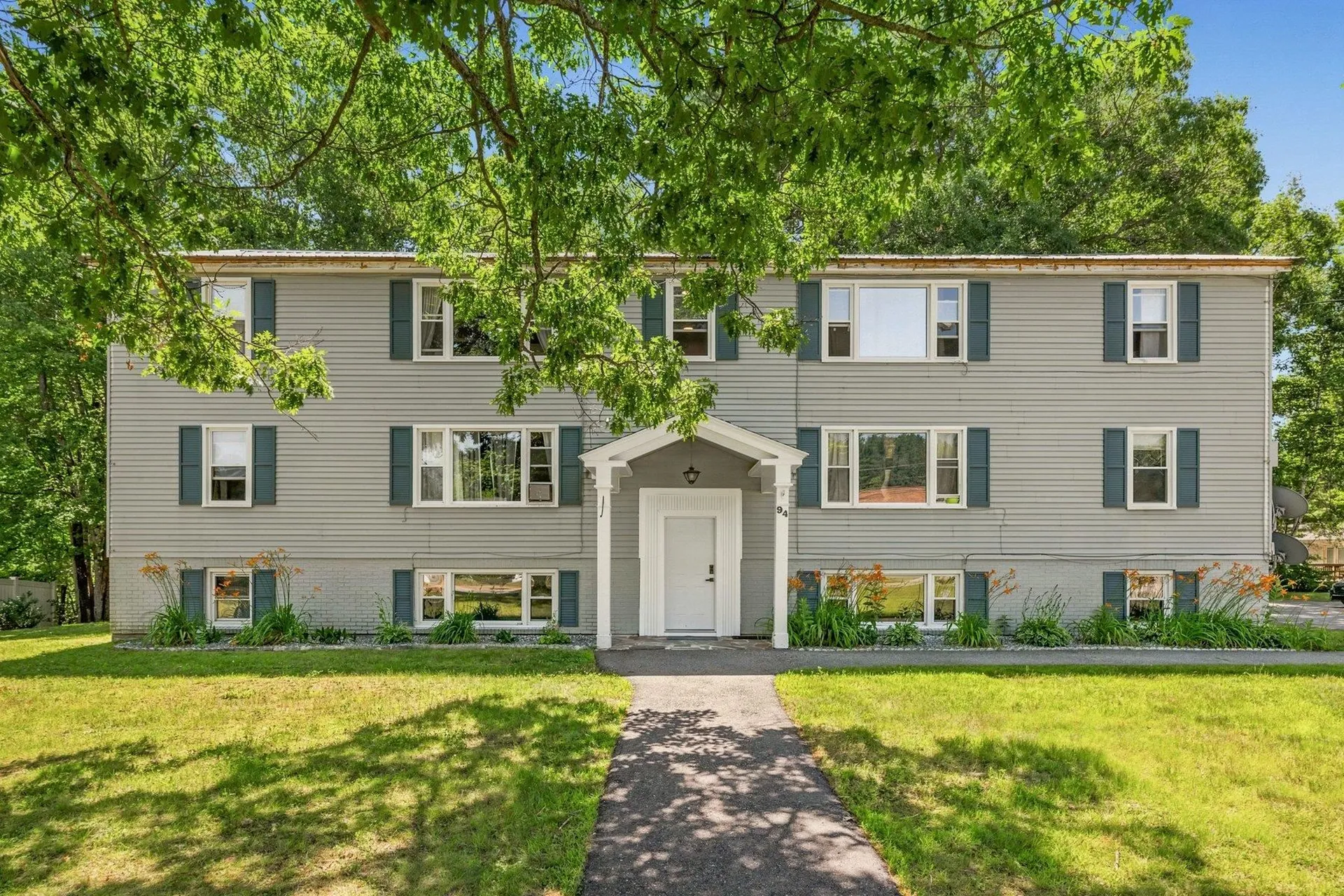 94 Maple Street Somersworth NH 03878