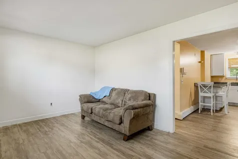 94 Maple Street Somersworth NH 03878