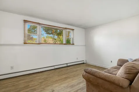 94 Maple Street Somersworth NH 03878