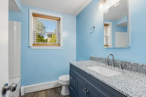 94 Maple Street Somersworth NH 03878