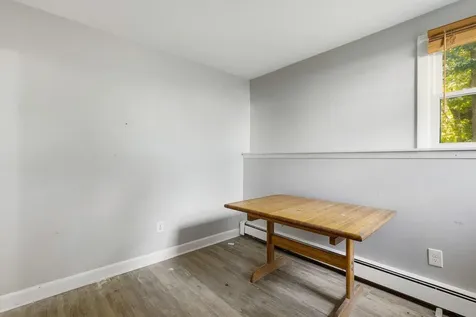 94 Maple Street Somersworth NH 03878