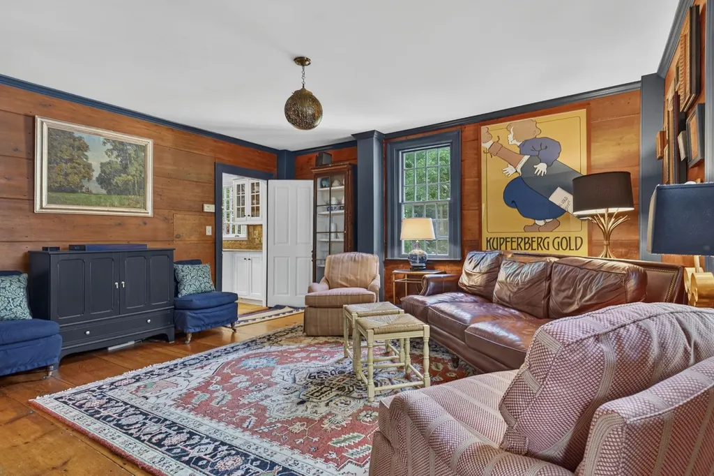 27 Haverhill Road Chester NH 03036