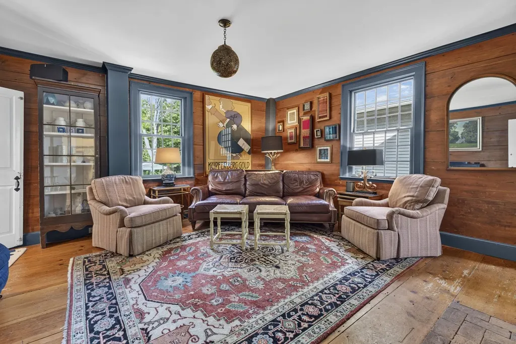 27 Haverhill Road Chester NH 03036
