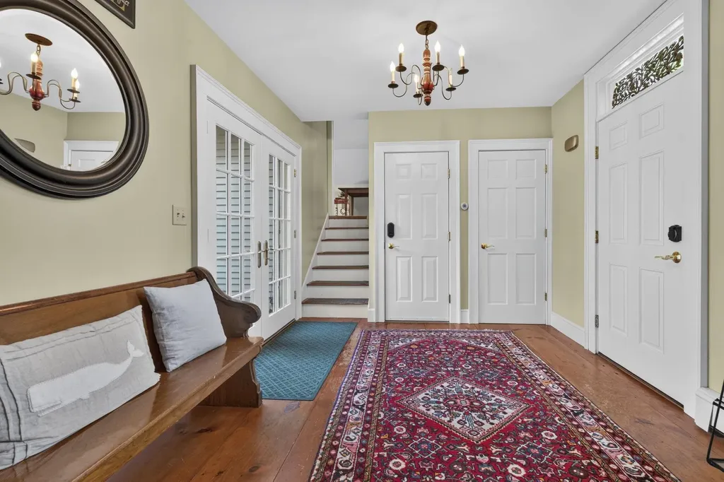 27 Haverhill Road Chester NH 03036