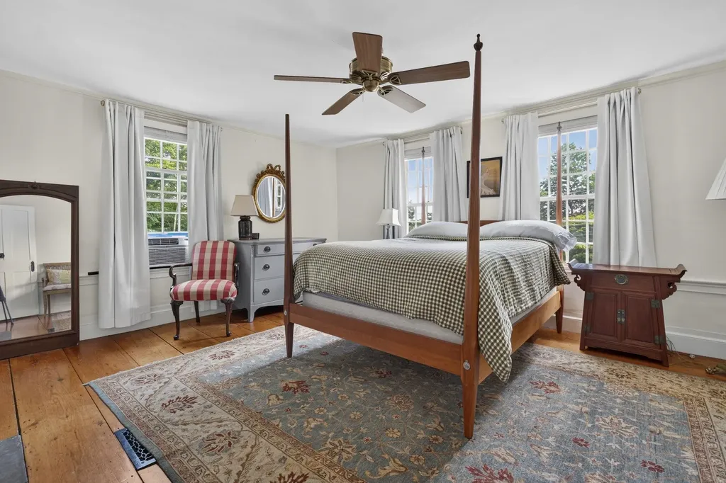 27 Haverhill Road Chester NH 03036