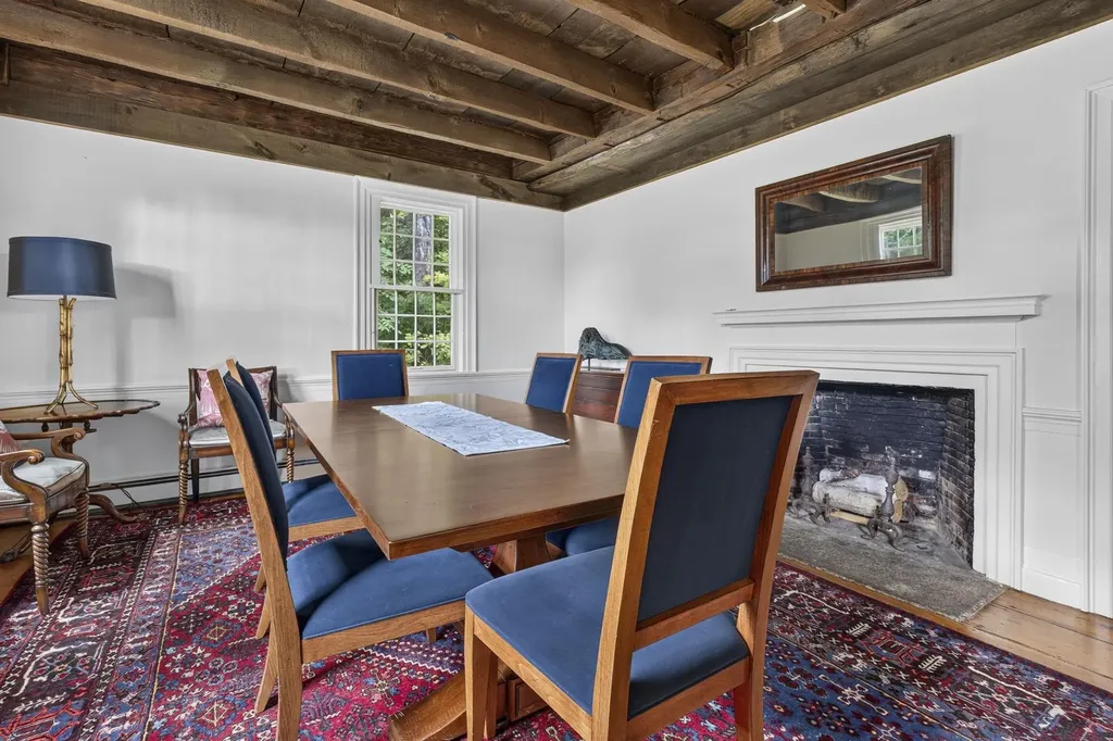 27 Haverhill Road Chester NH 03036