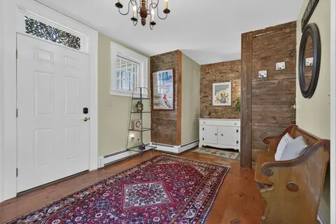 27 Haverhill Road Chester NH 03036