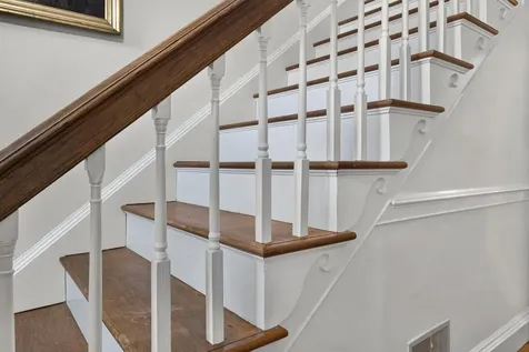 27 Haverhill Road Chester NH 03036