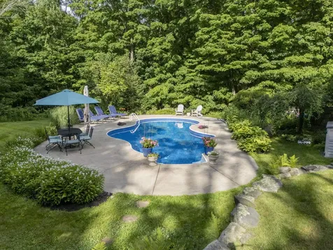 27 Haverhill Road Chester NH 03036