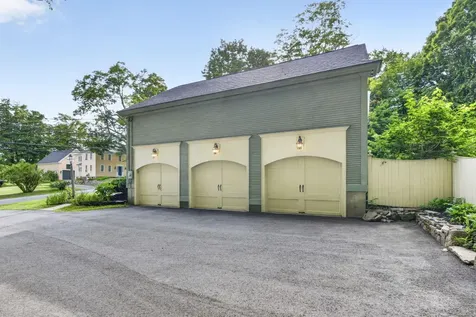 27 Haverhill Road Chester NH 03036