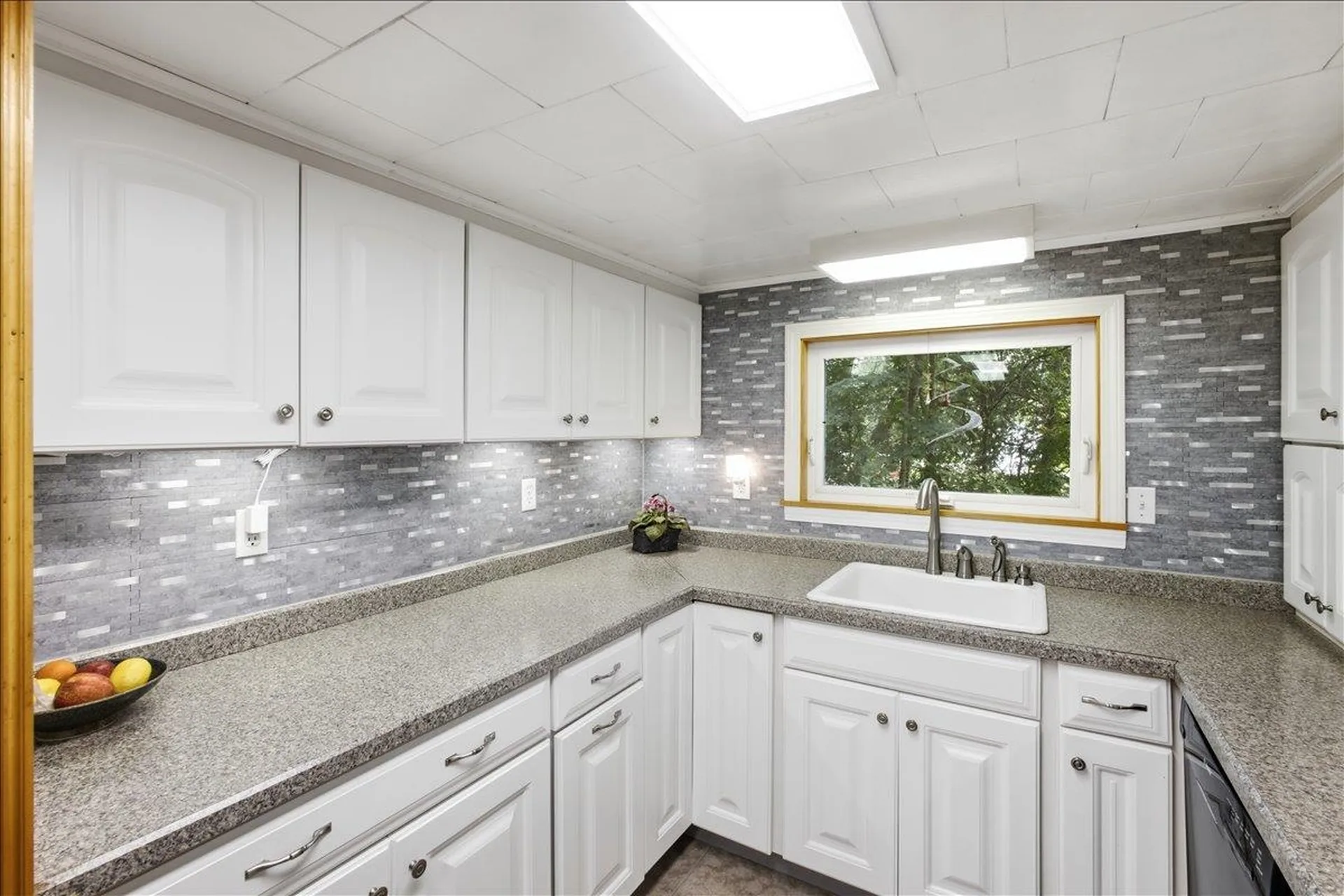 285 East Road Ferrisburgh VT 05473