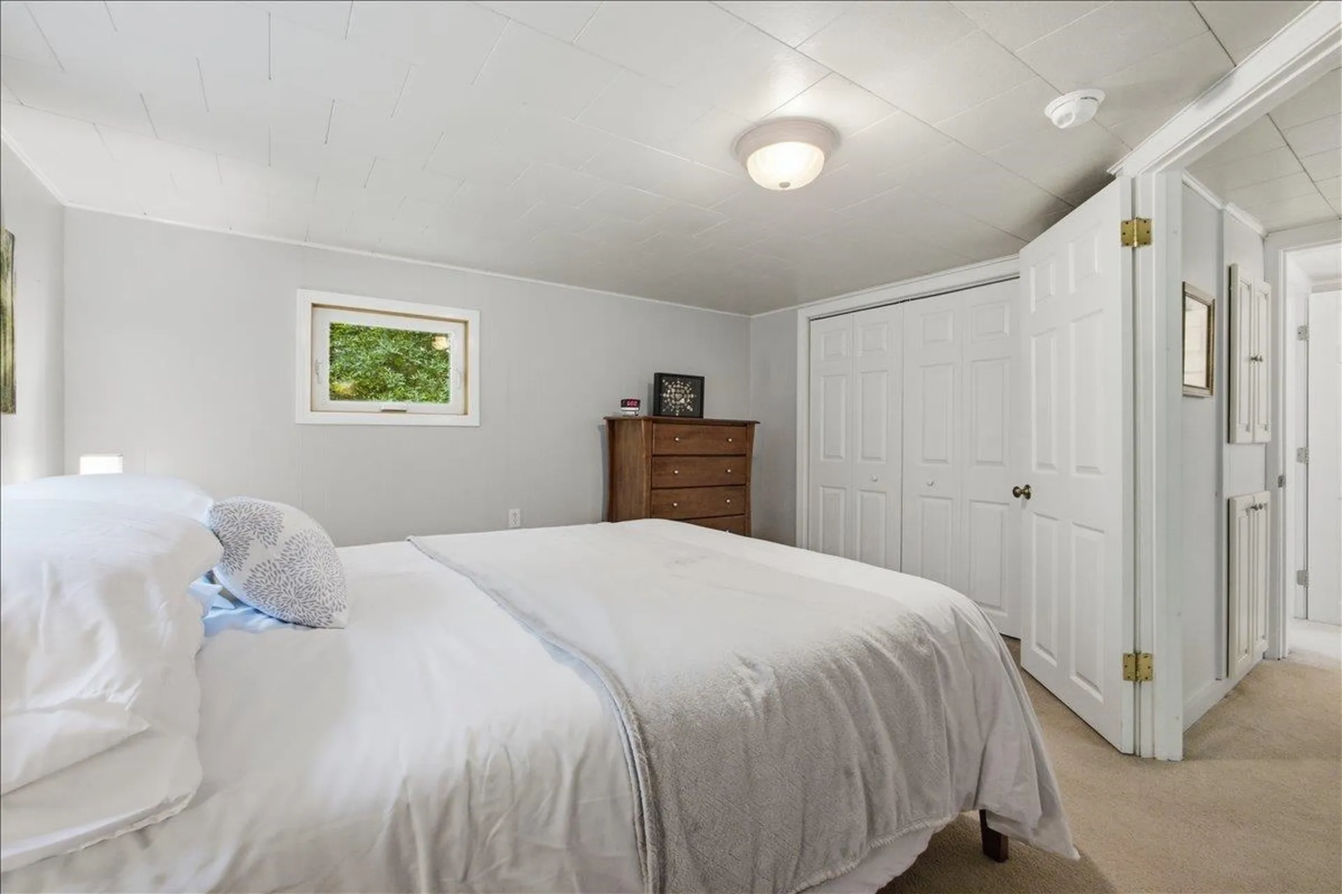 285 East Road Ferrisburgh VT 05473