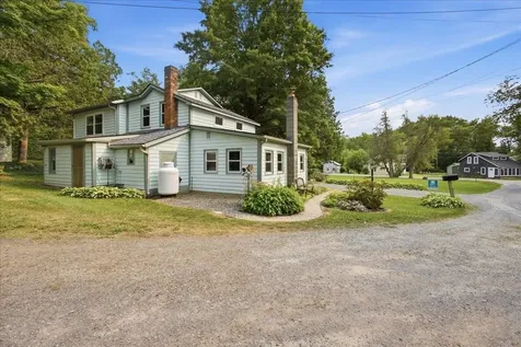 285 East Road Ferrisburgh VT 05473